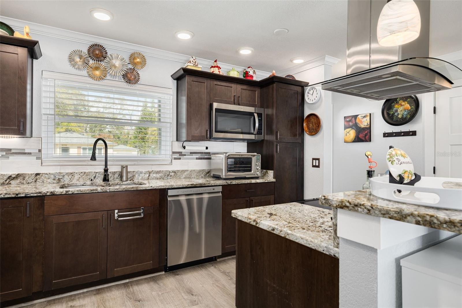 6012 Tangerine Avenue, FL