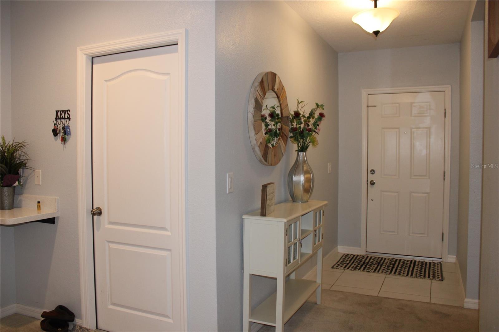 2591 Wadeview Loop, FL