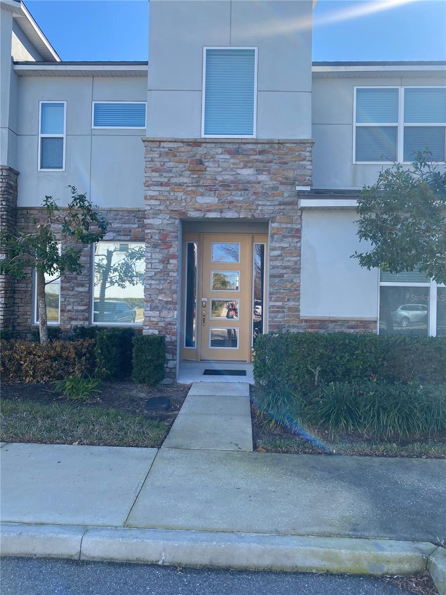 1523 Carey Palm Cir, FL