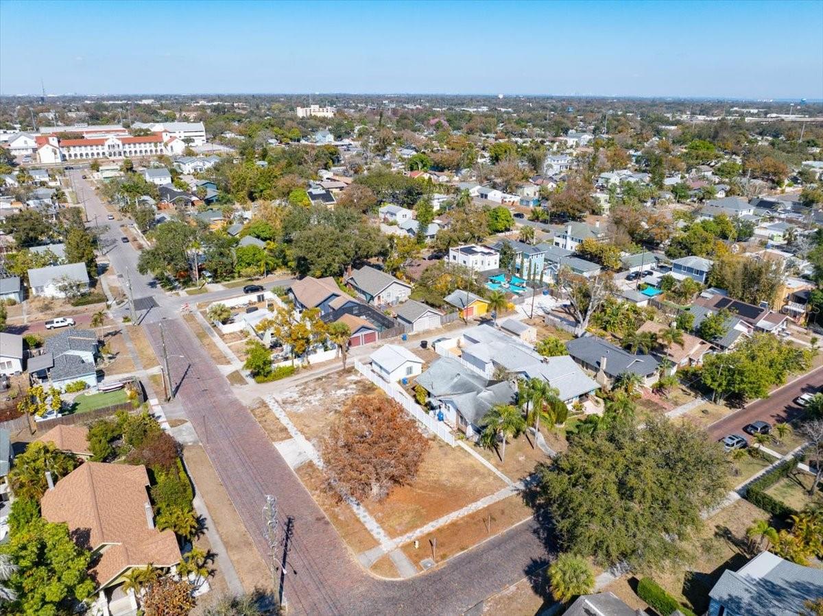 2555 Burlington Avenue, FL