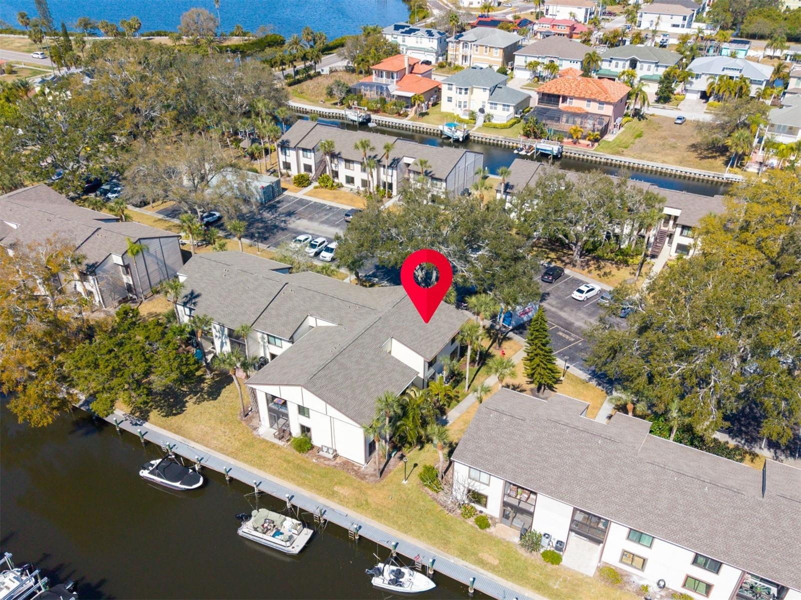 346 Moorings Cove Dr, FL