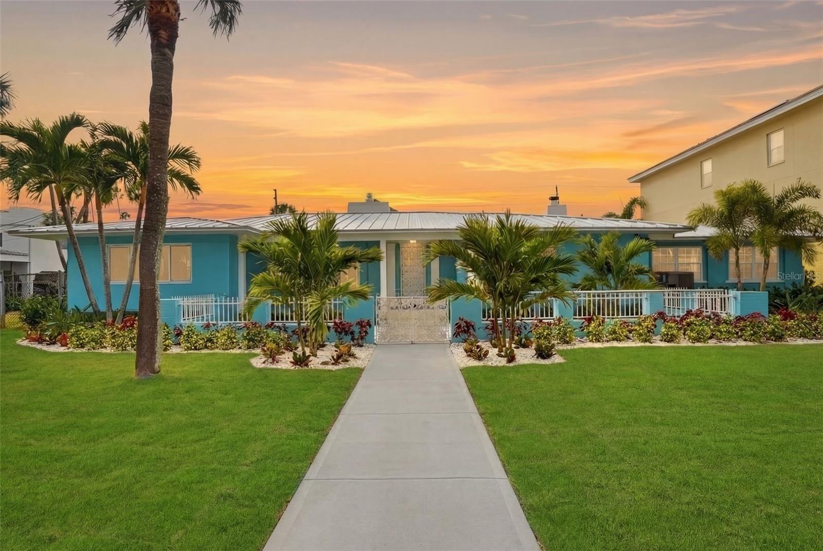 2906 Pass A Grille Way, FL