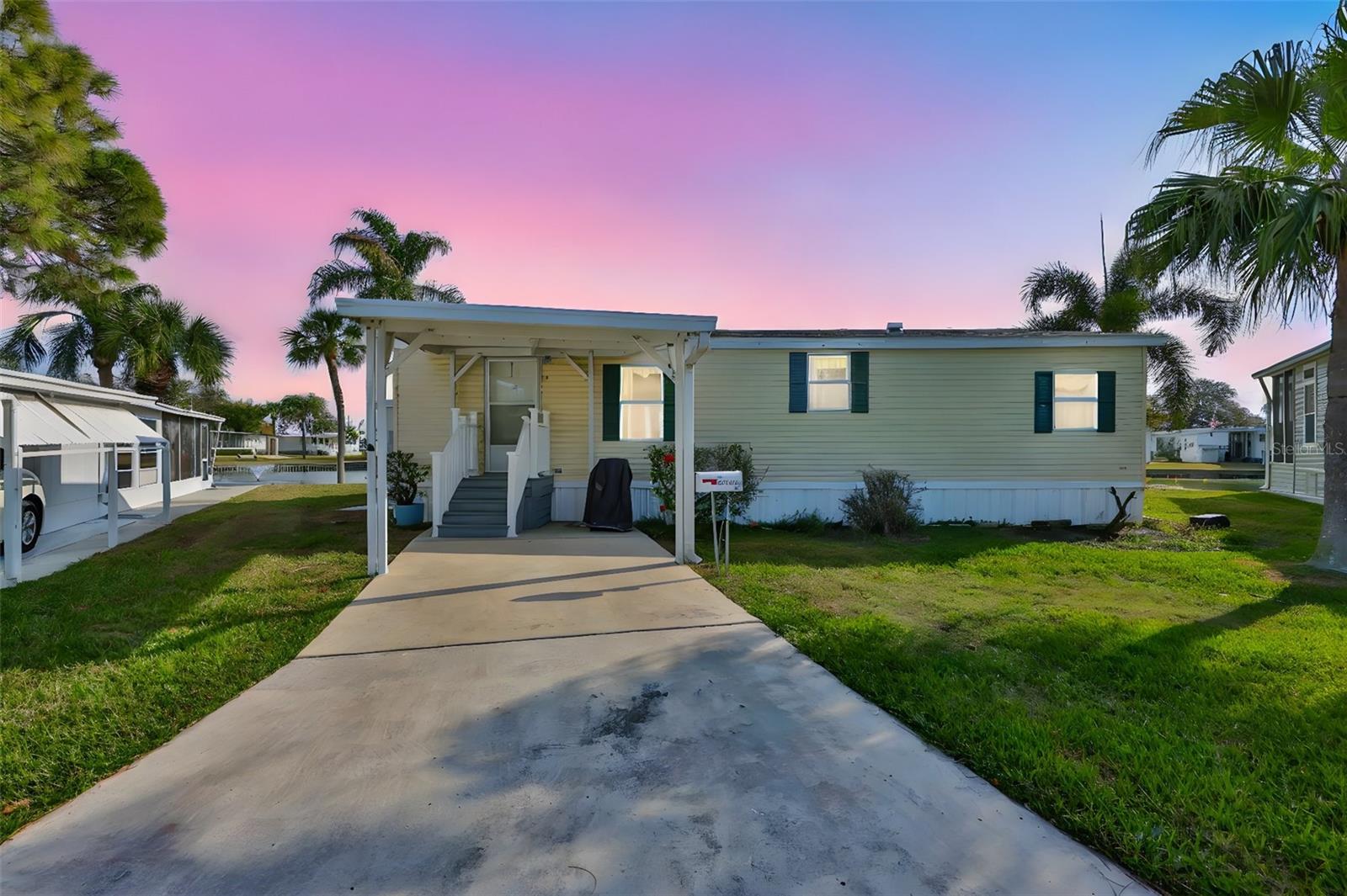980 7th Street, FL