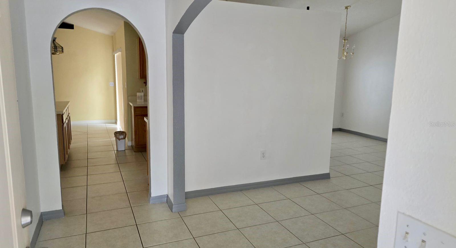 204 Lace Bark Court, FL