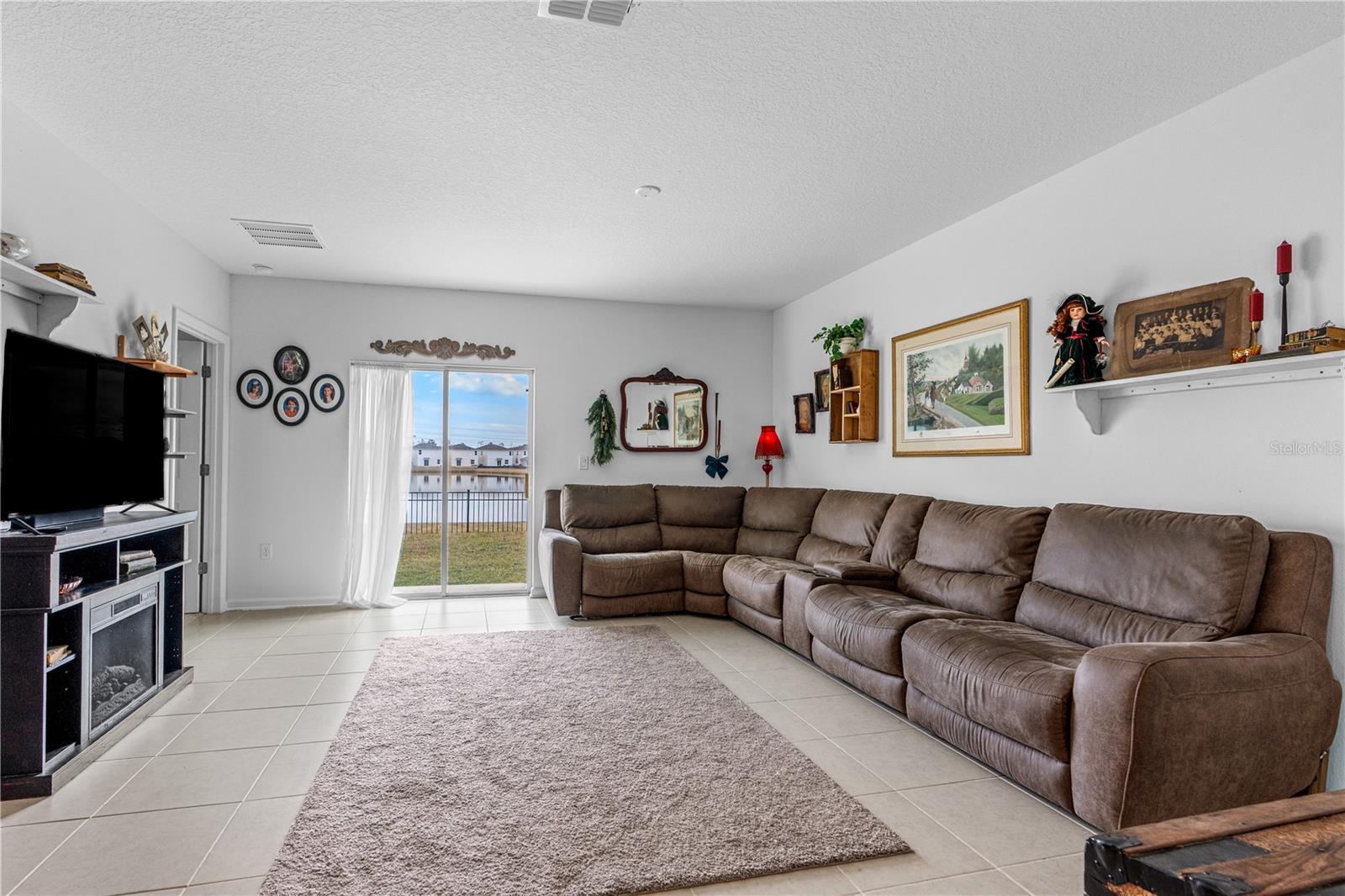 1192 Belle Isle Lane, FL