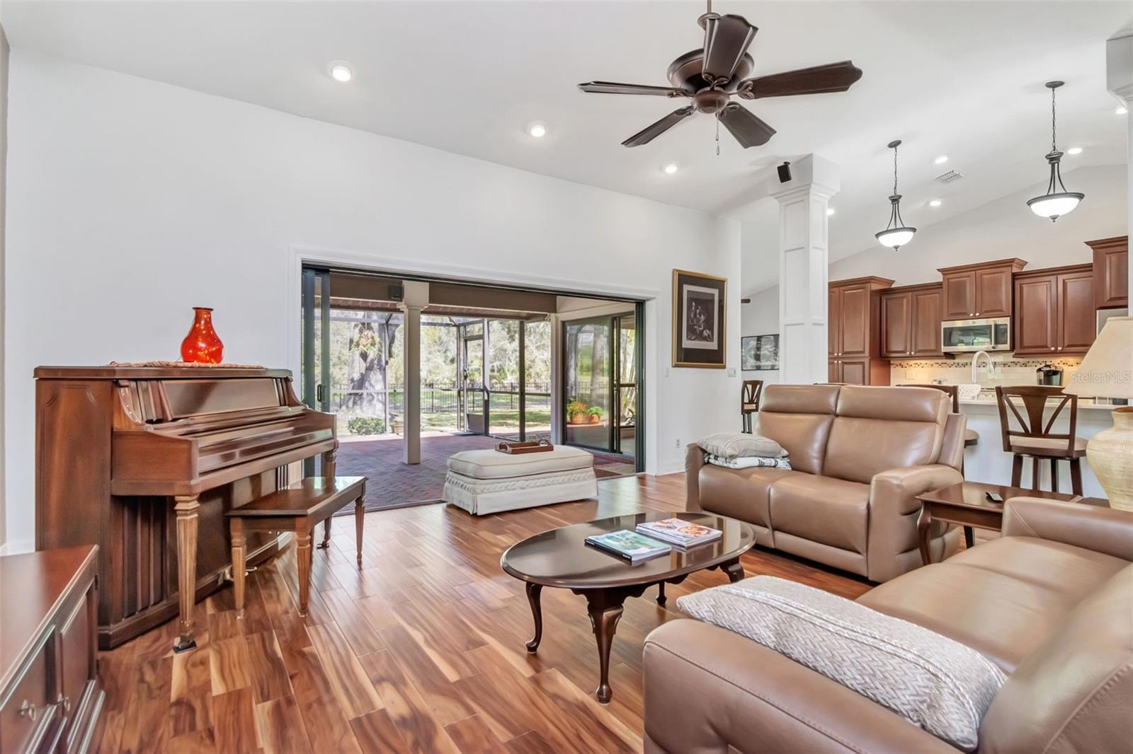 2240 Toniwood Lane, FL