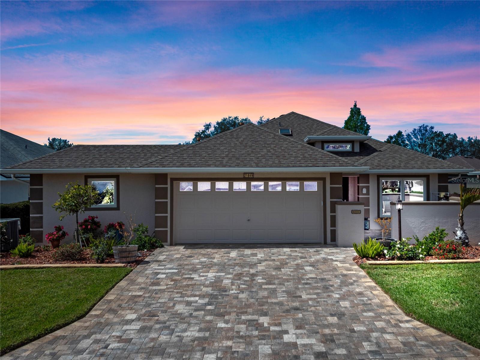 21849 Tartan St, FL