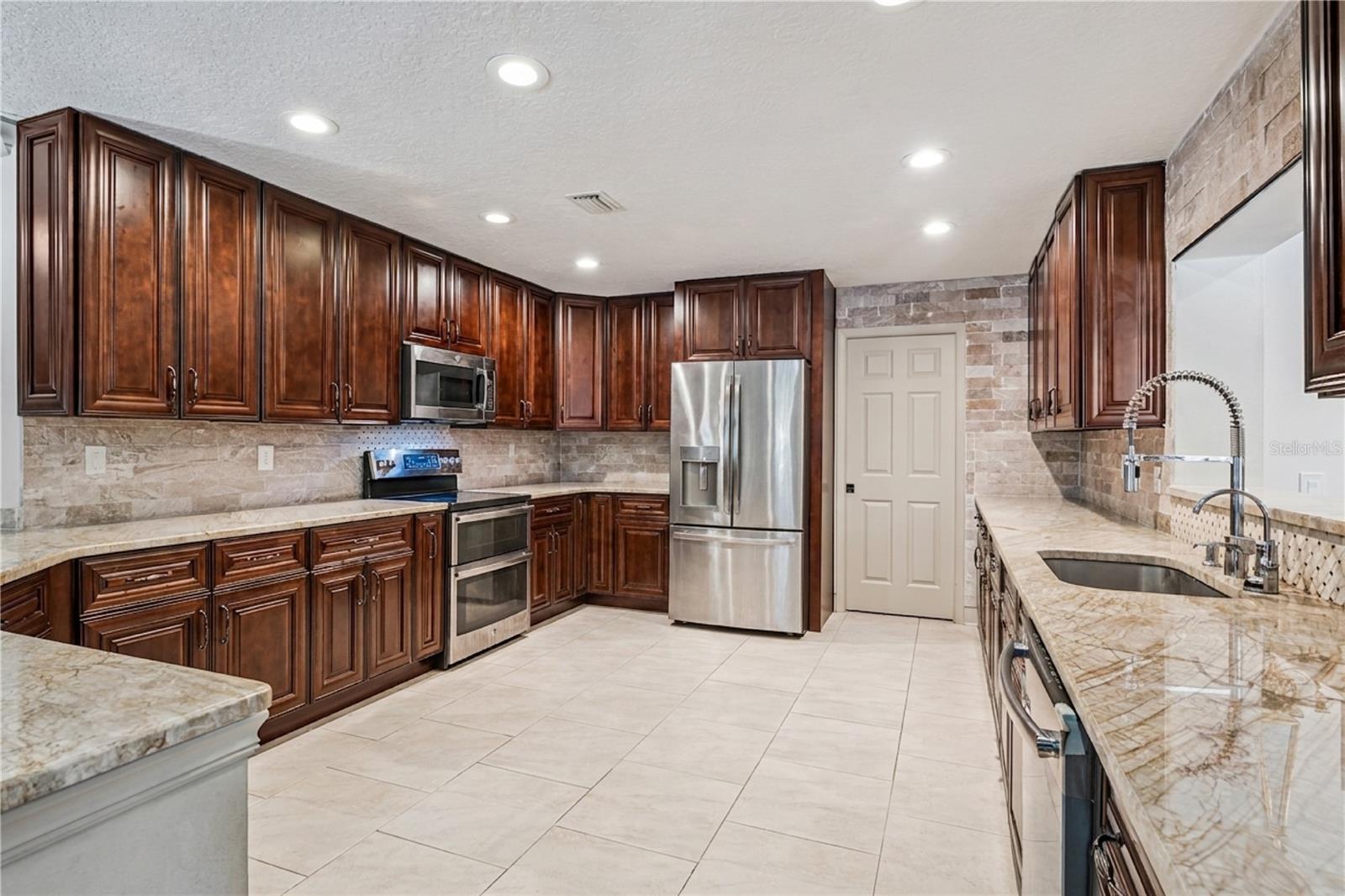 6054 Marlberry Drive, FL