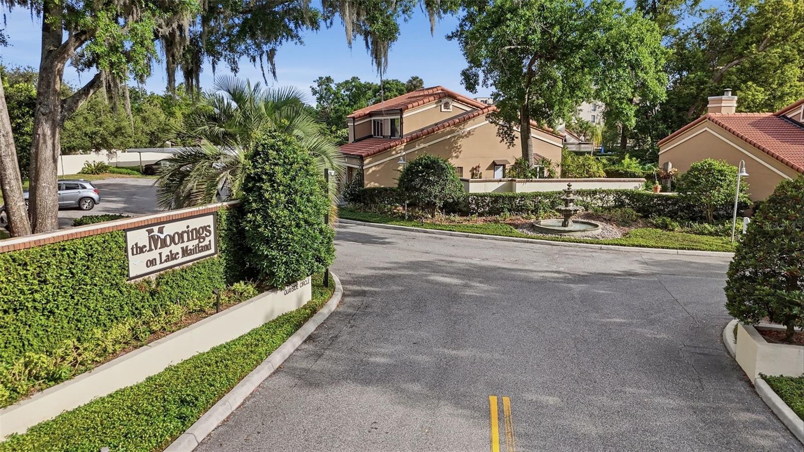204 Quayside Circle, FL