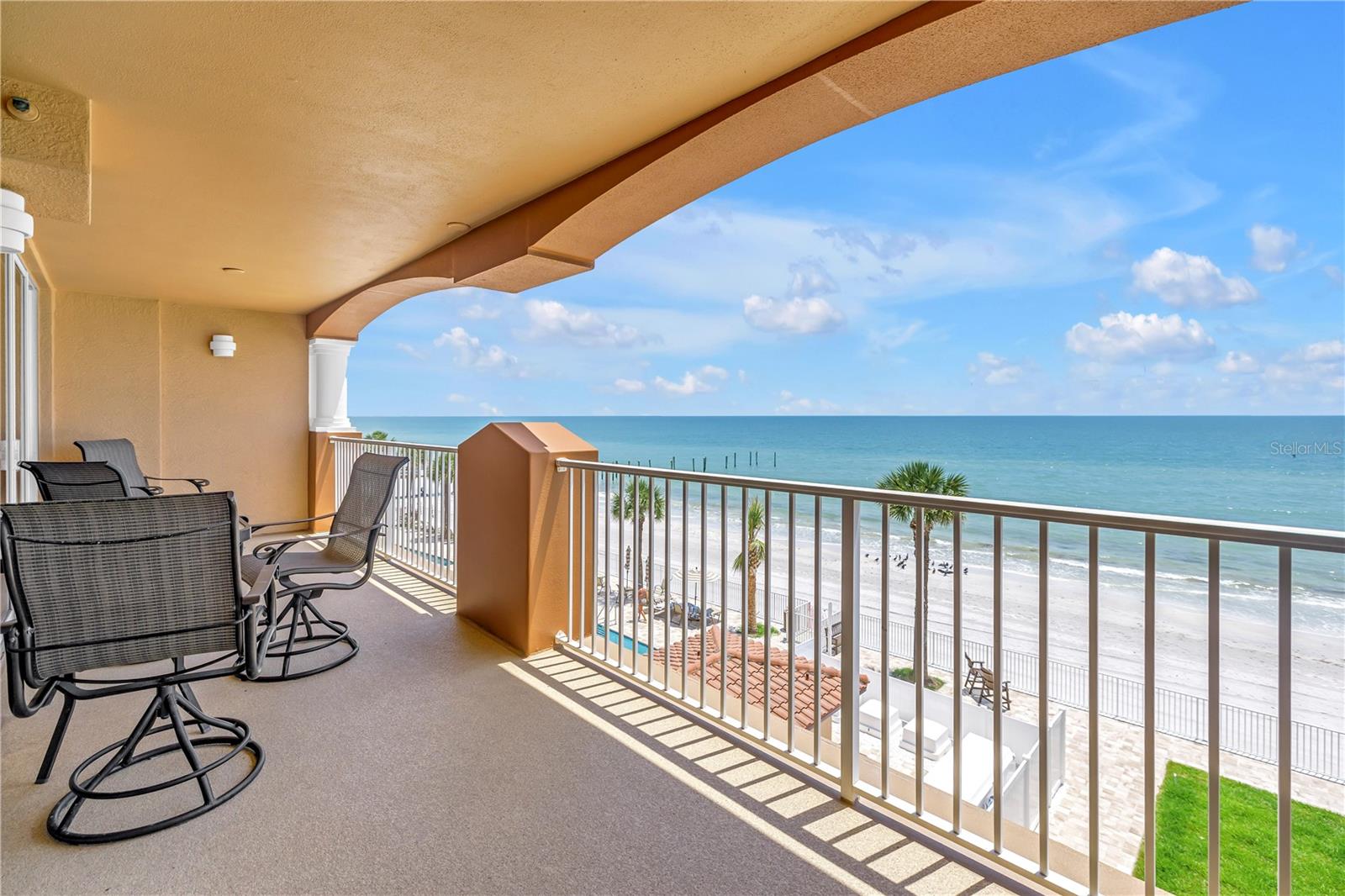 16326 Gulf Blvd #308, FL