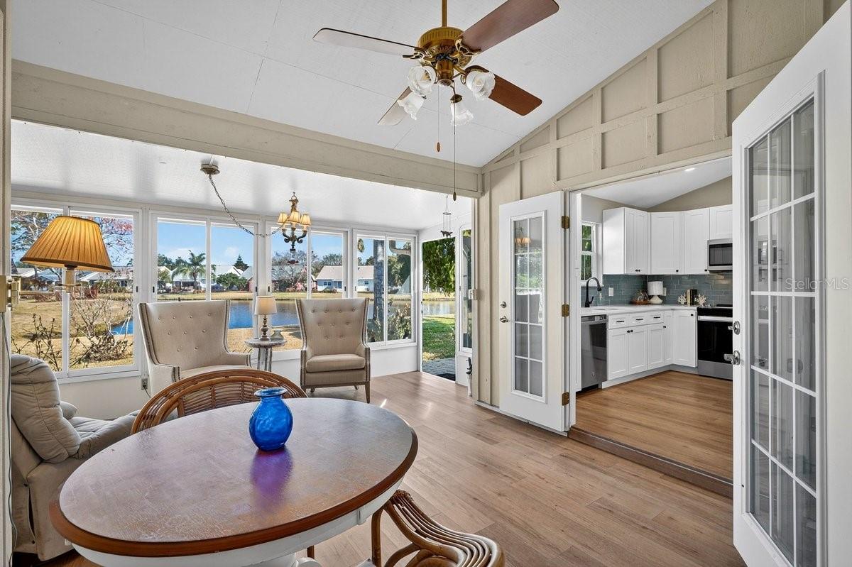 701 Pine Shores Circle, FL