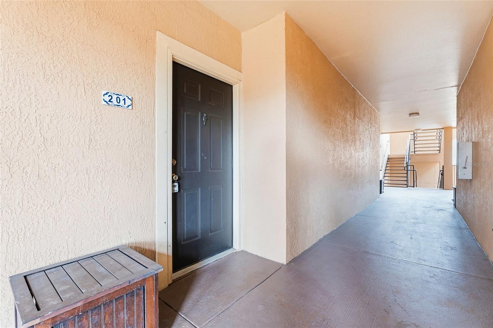 5512 Metrowest Boulevard, FL