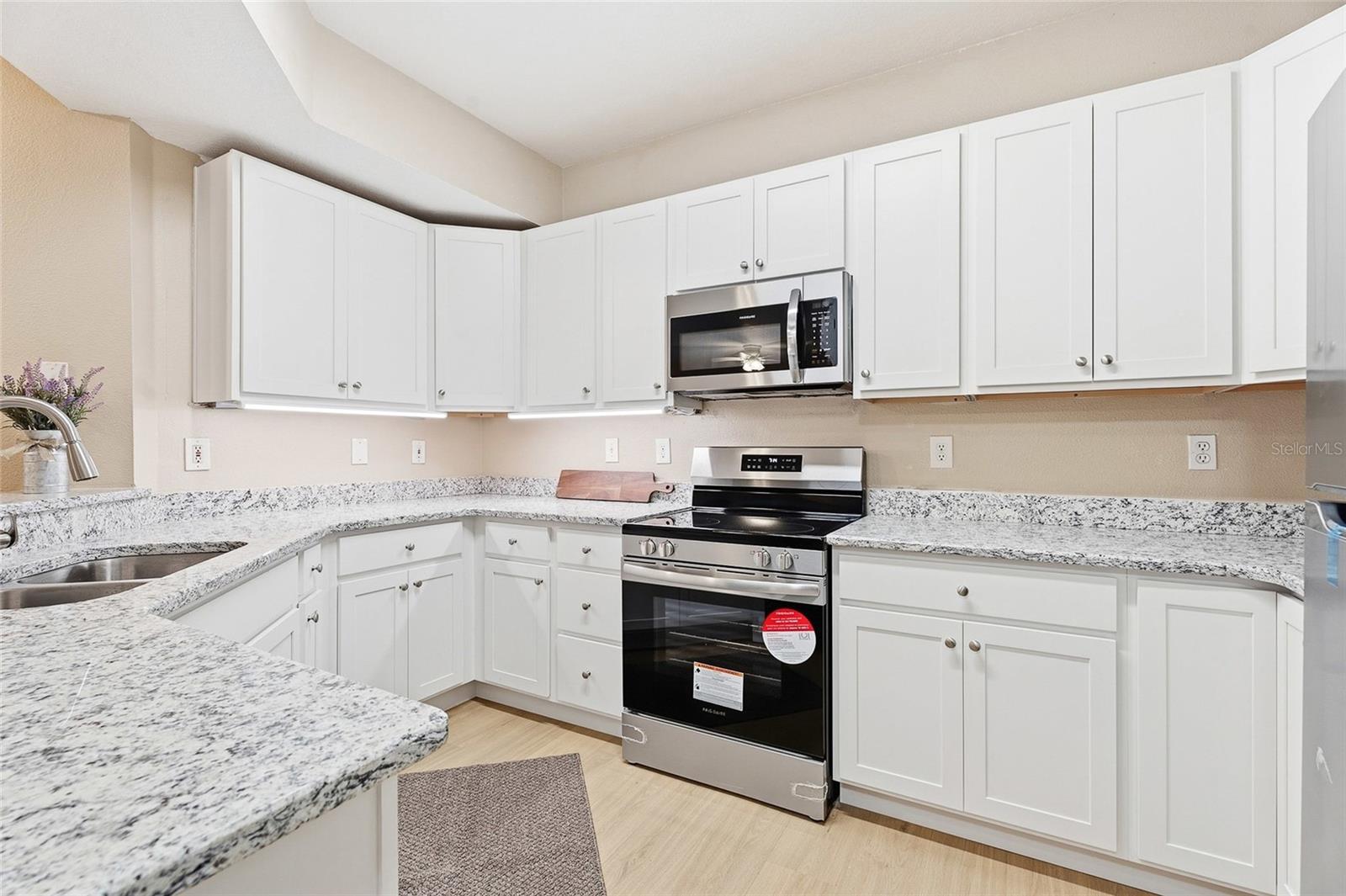 5512 Metrowest Boulevard, FL