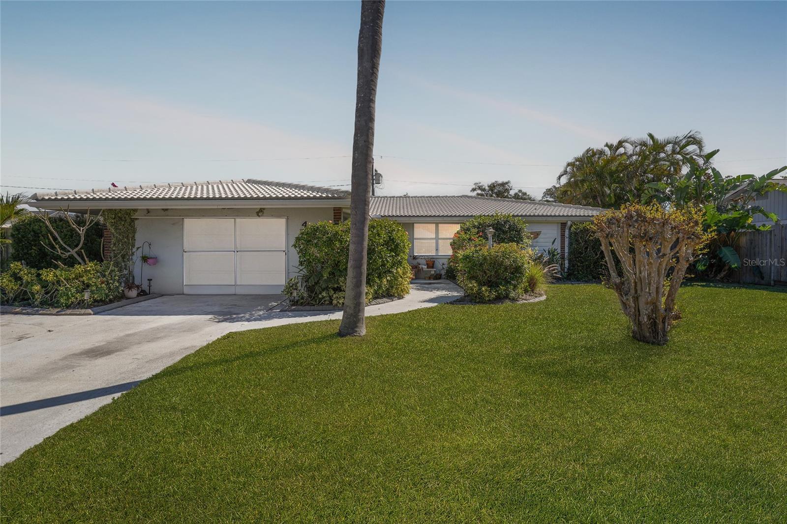 417 Crane Rd, FL