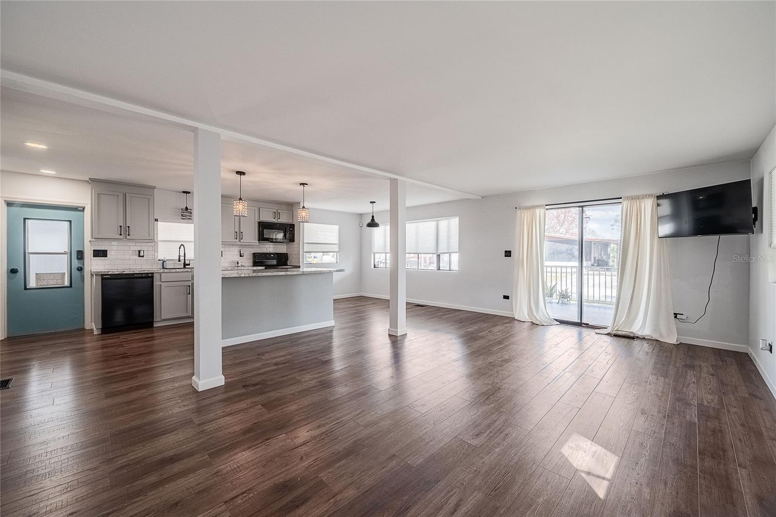 511 Lazy Lake Drive, FL