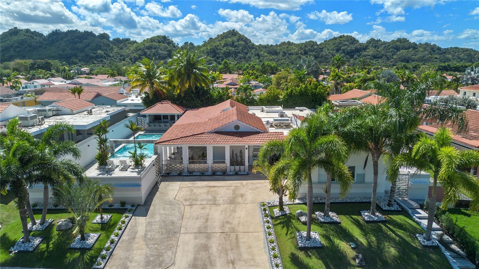 355 Camino Del Cupey Sabanera Dorado, PR