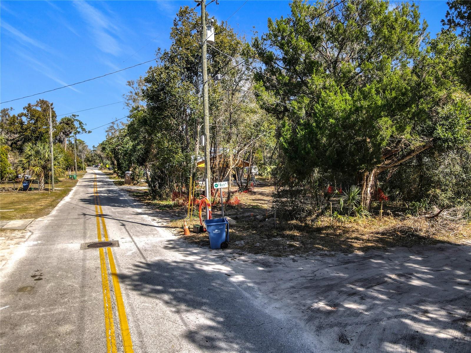 207 Miller Road, FL