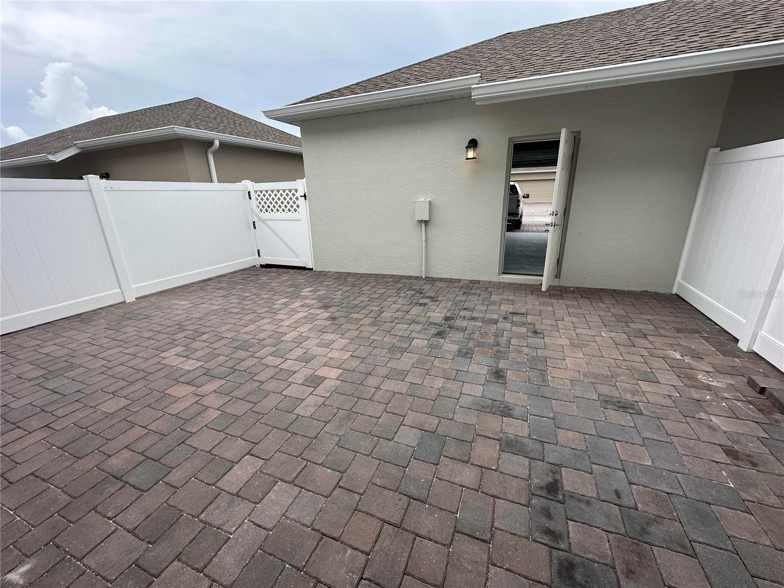 3037 Ella Way, FL