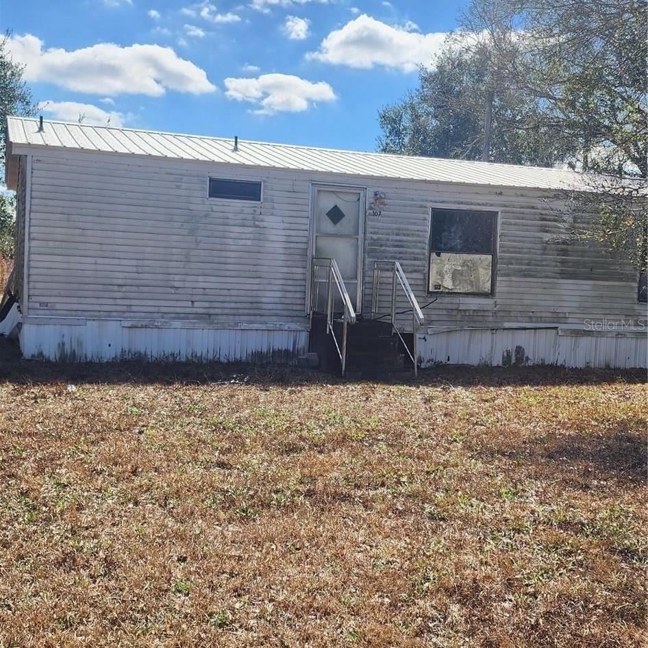 107 College Lane, FL