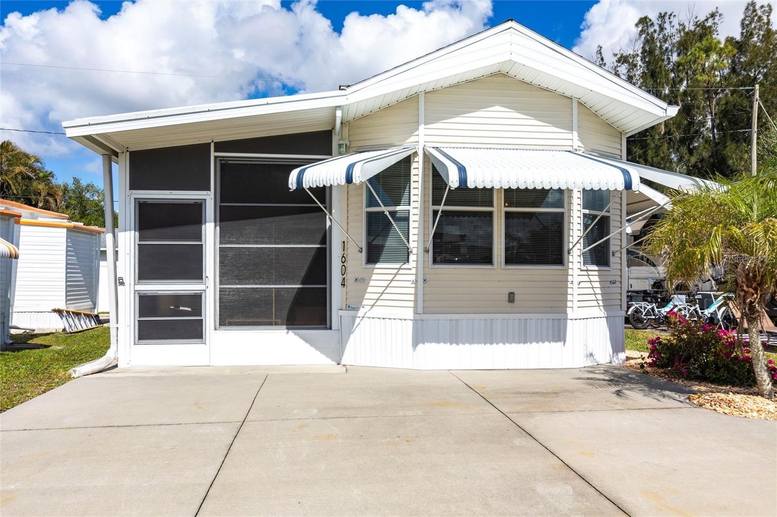 1604 N Manatee Loop, FL
