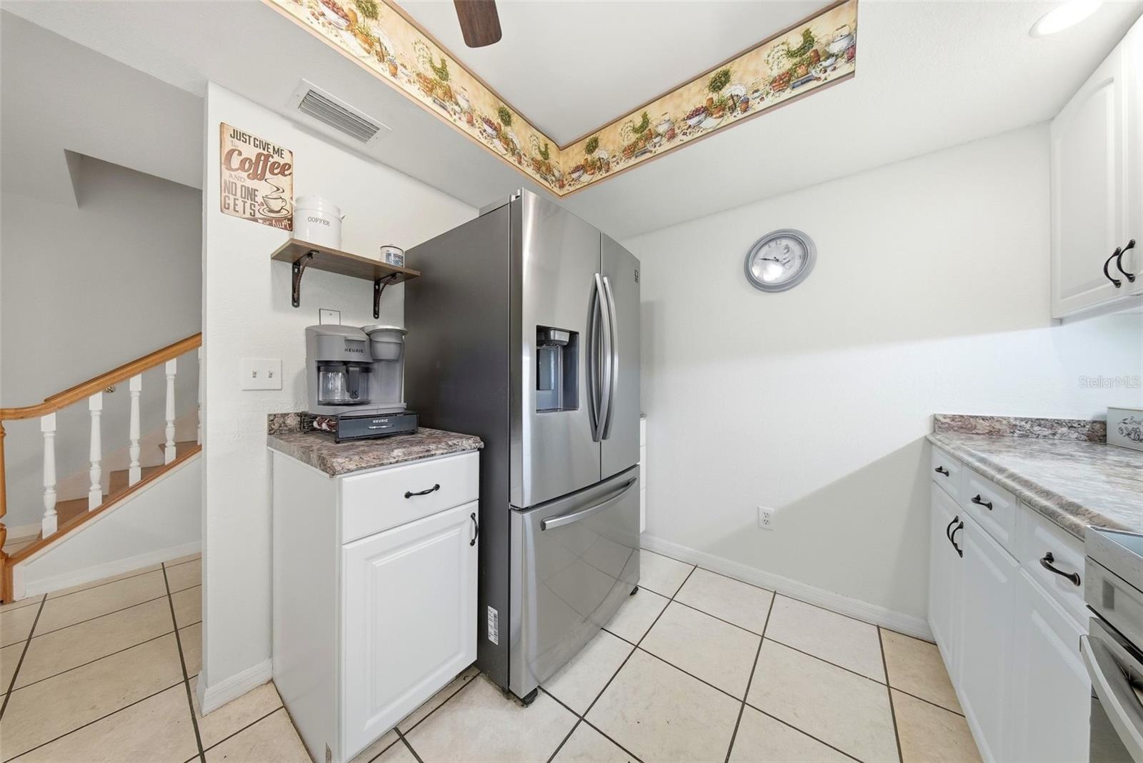 9100 Park Boulevard, FL