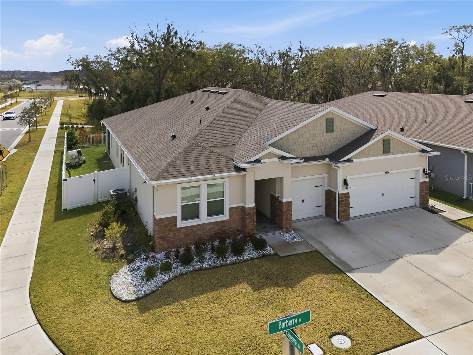 1636 Barberry Drive, FL