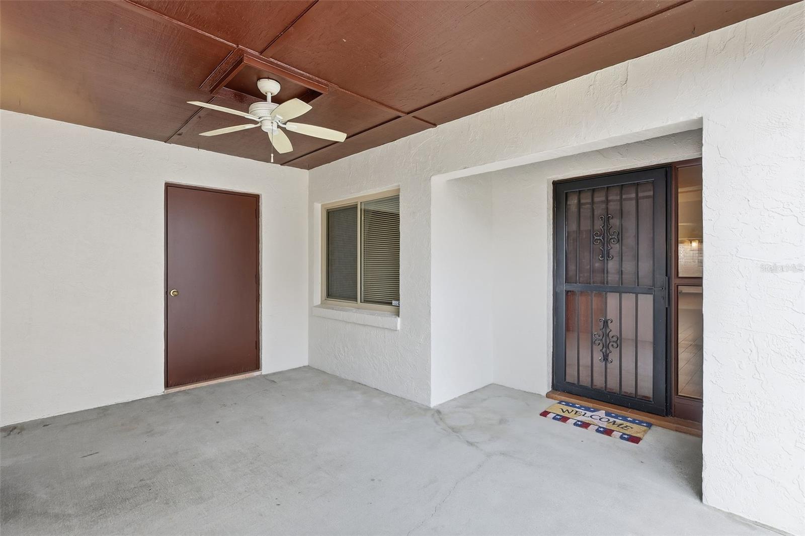 117 Meadowbrook Circle, FL