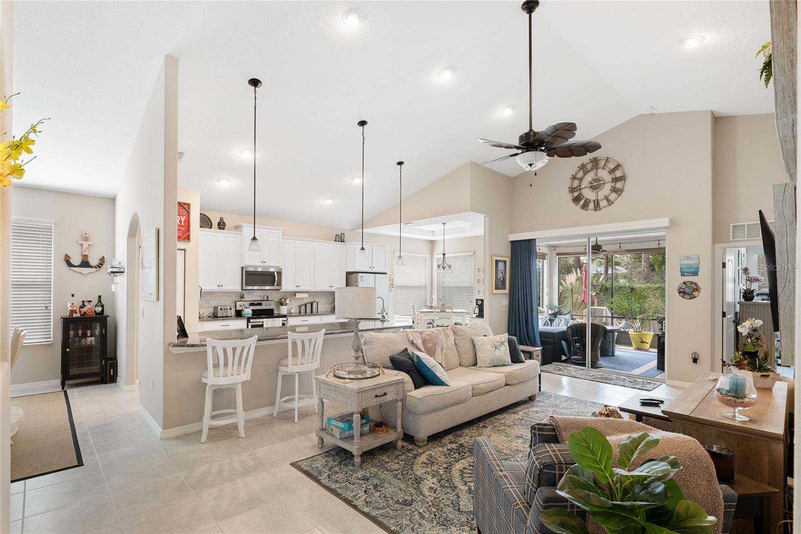 107 Park Place Circle, FL