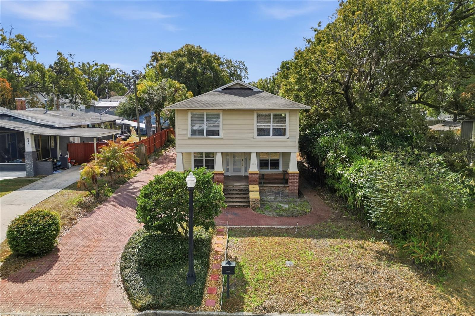 532 Hunter St, FL