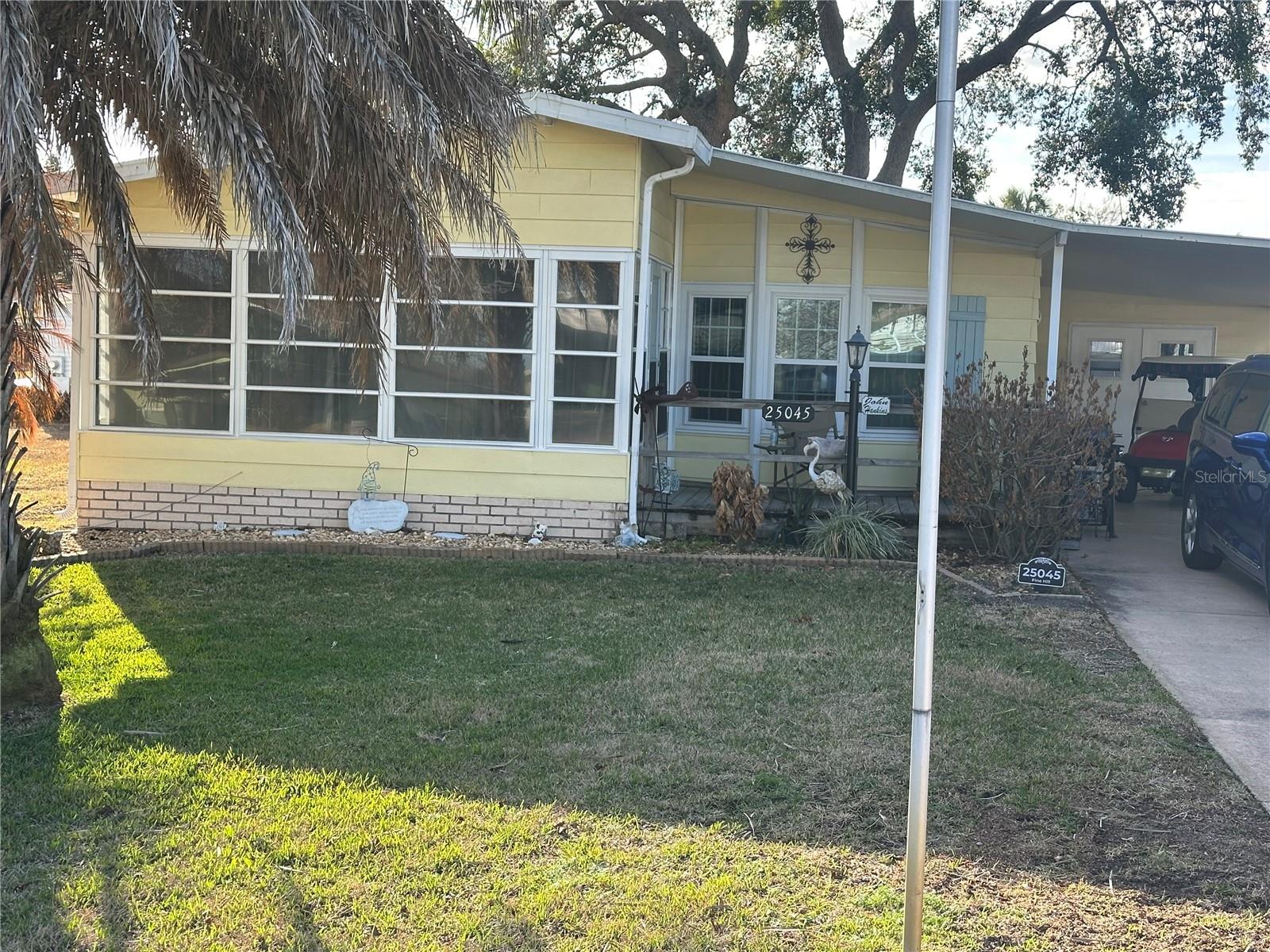 25045 Pine Hill, FL
