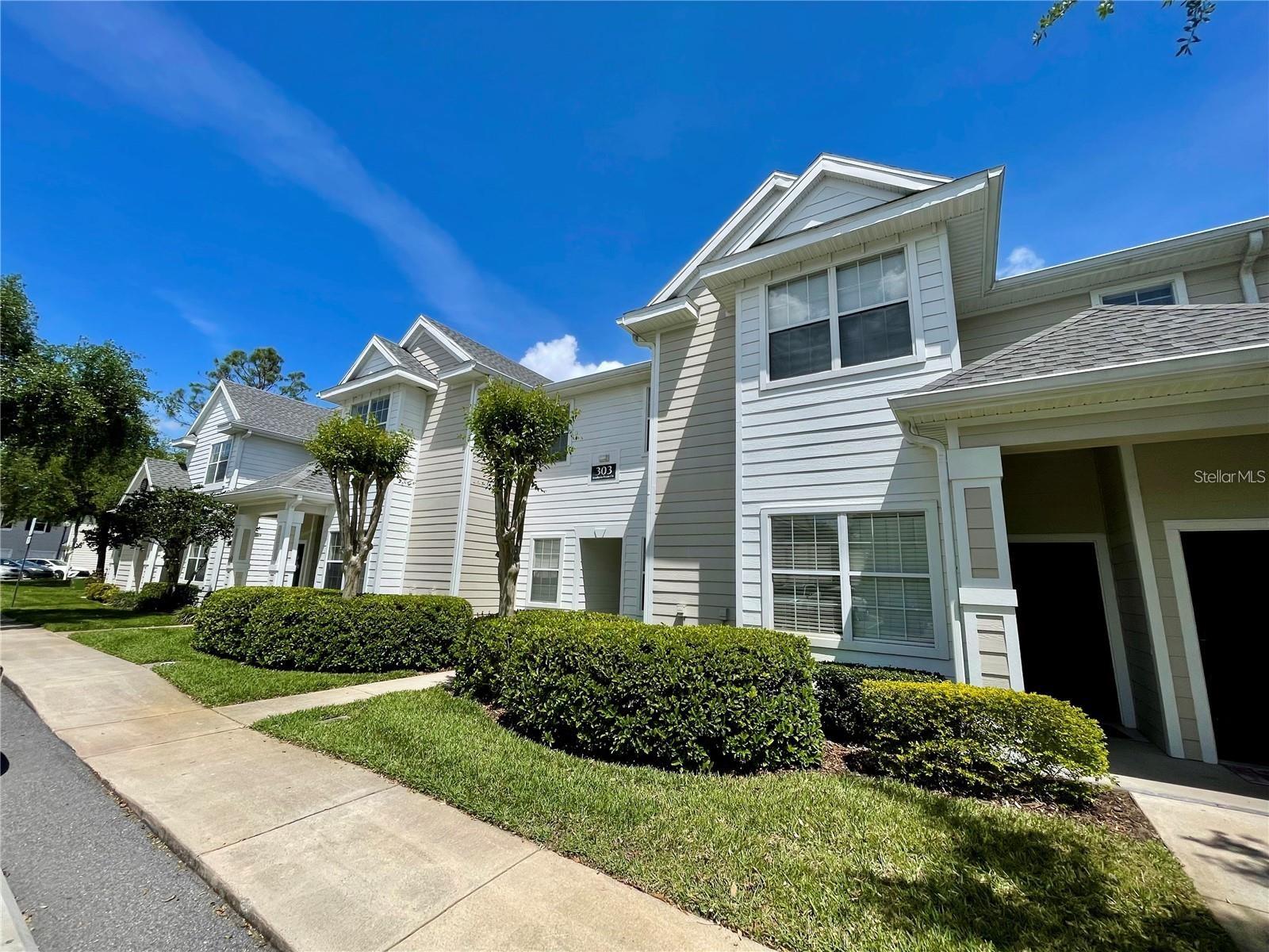 303 Southern P Cir #102, FL