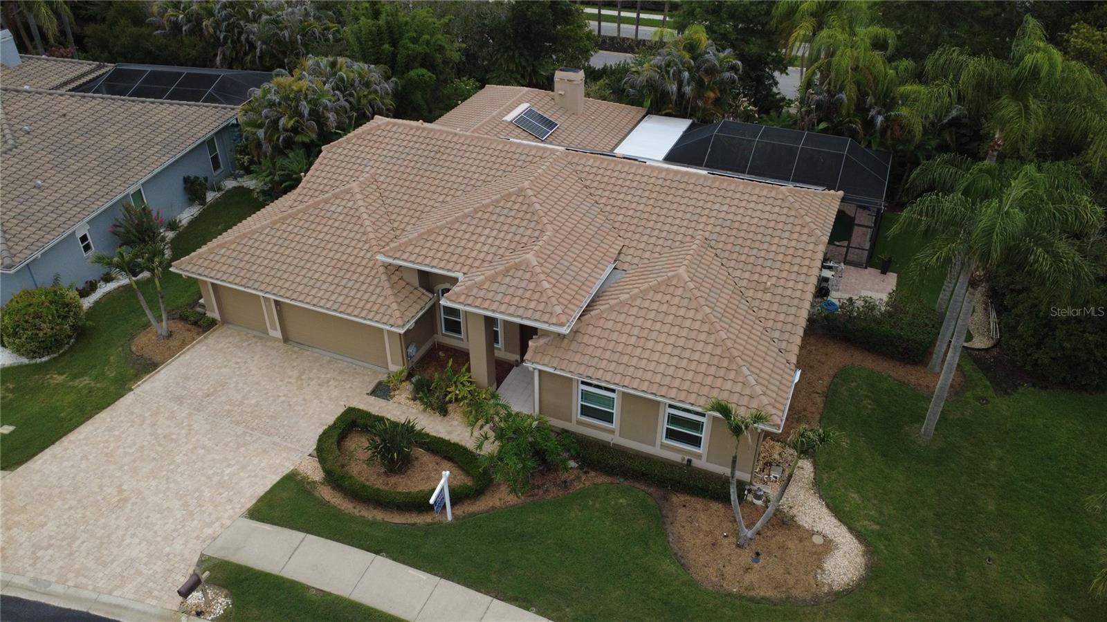 2303 Oxford Court, FL
