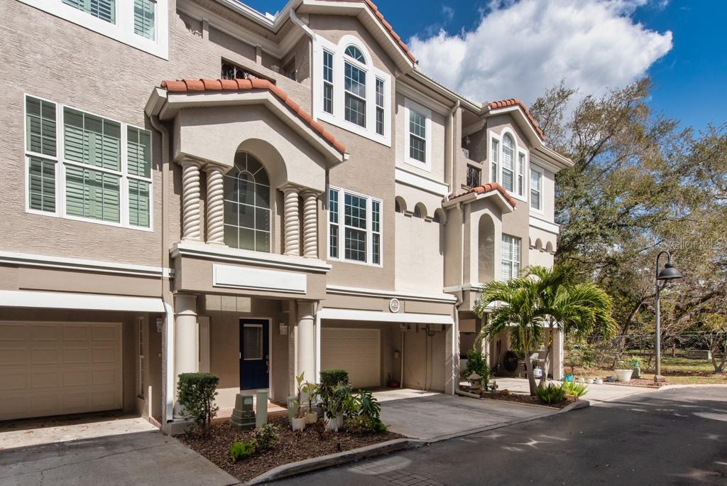 1430 Manatee Circle, FL