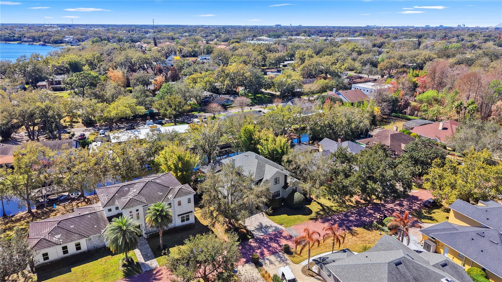 438 Harbour Oaks Pointe Drive, FL
