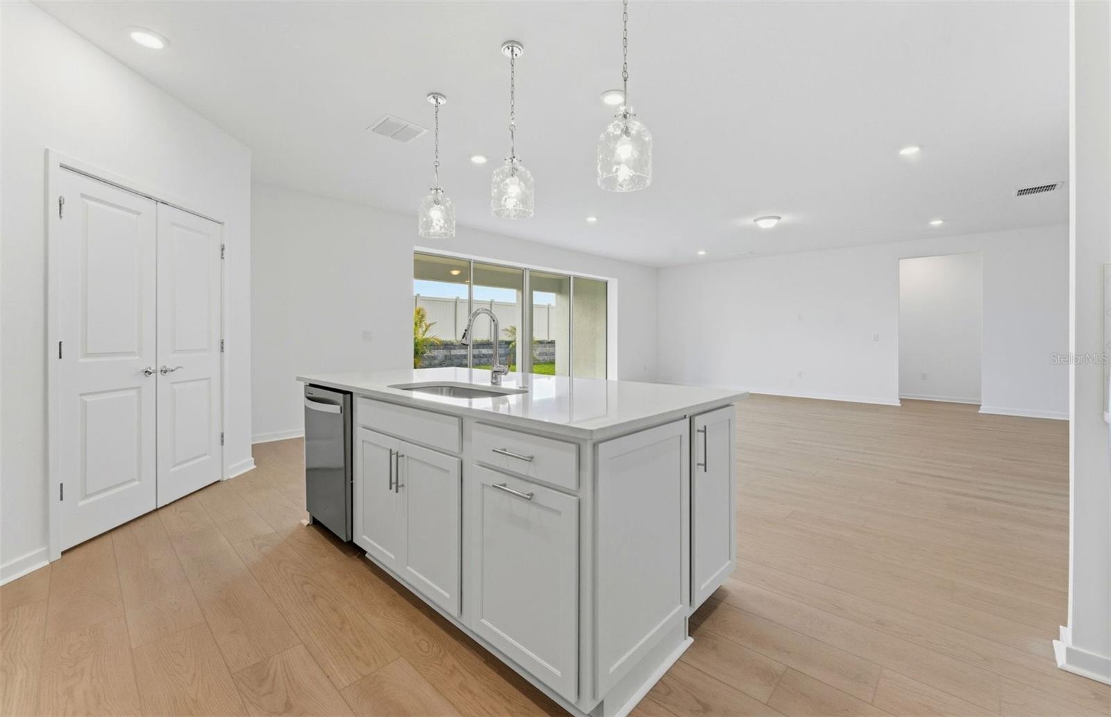 9738 Autumn Ridge Avenue, FL