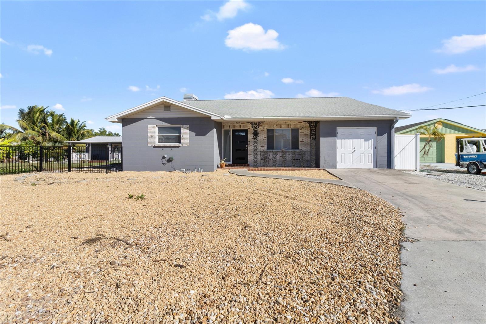 824 Seabreeze Drive, FL