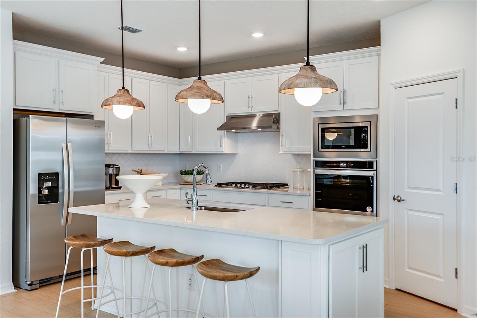 9839 Crescent Moon Drive, FL
