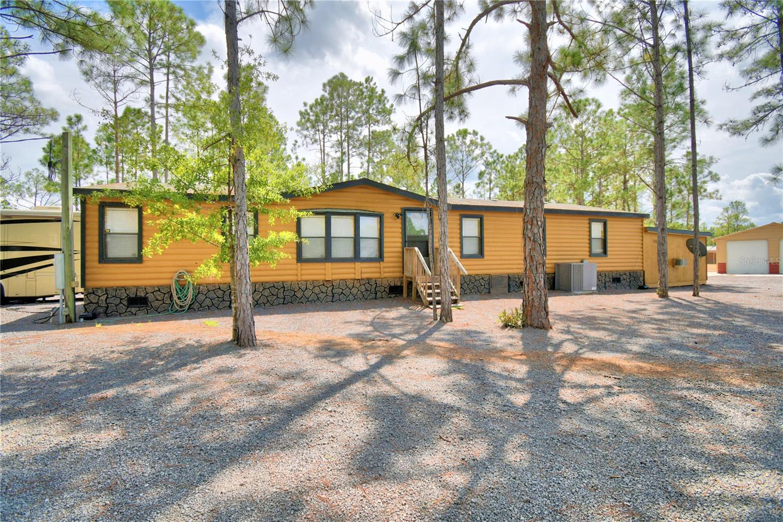 5660 E Highway 630, FL