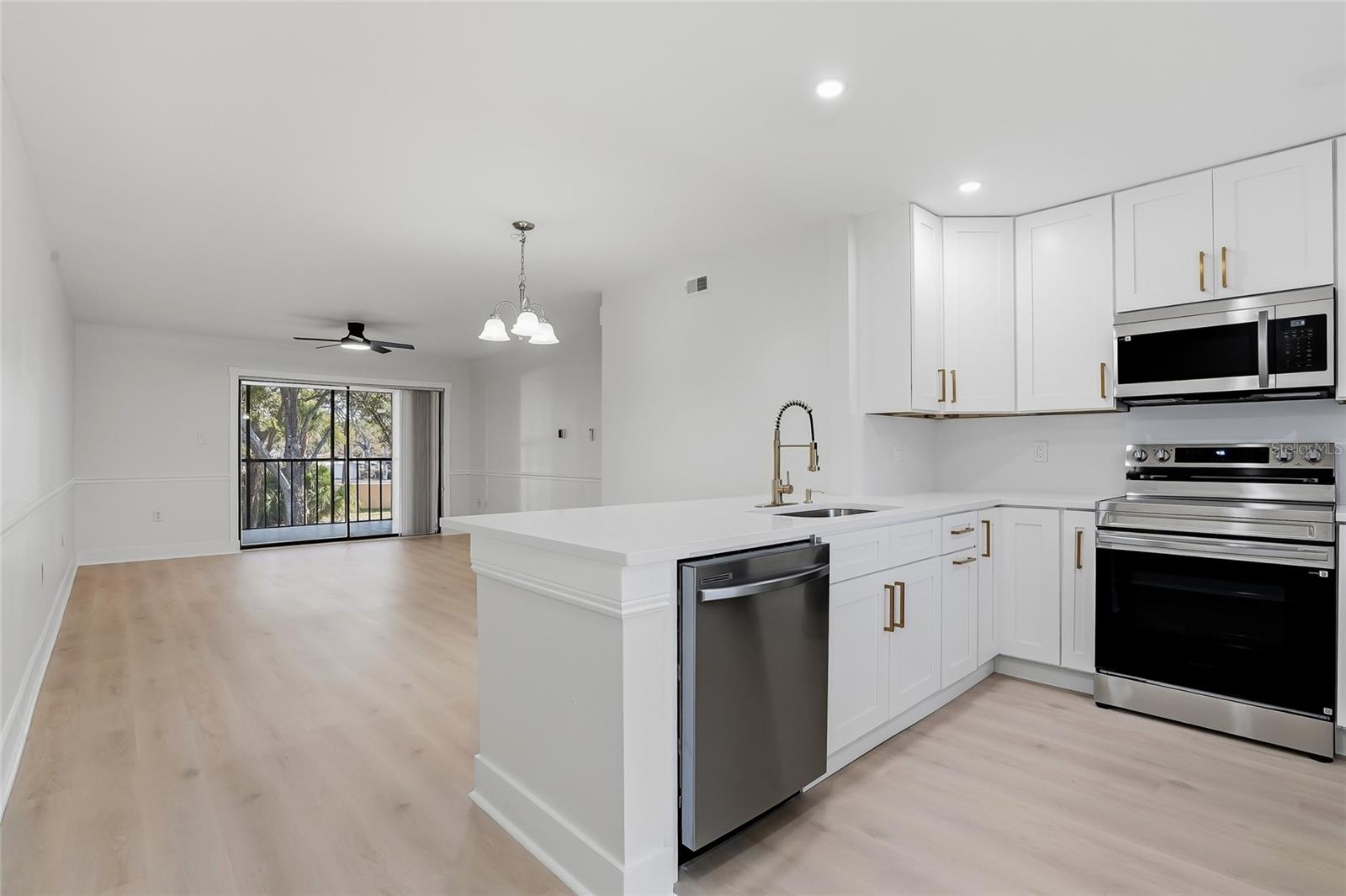 2682 Sabal Springs Circle, FL