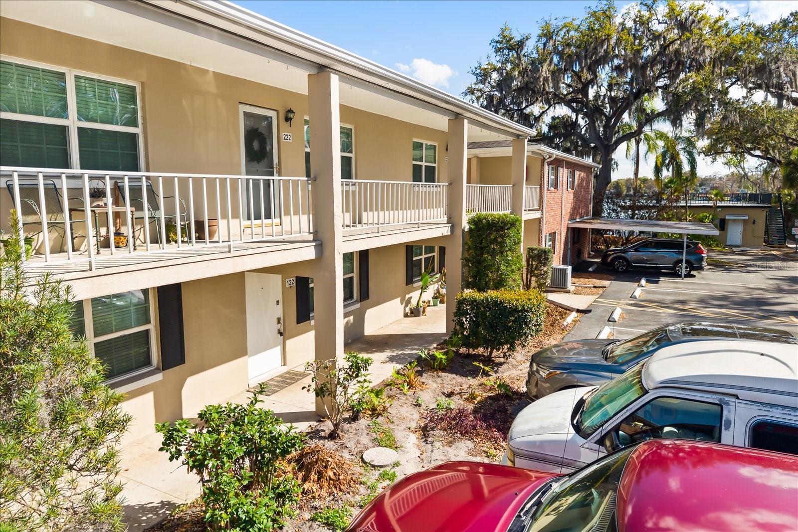 2500 Lee Road, FL