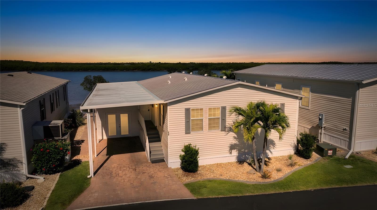 4300 Riverside Drive, FL