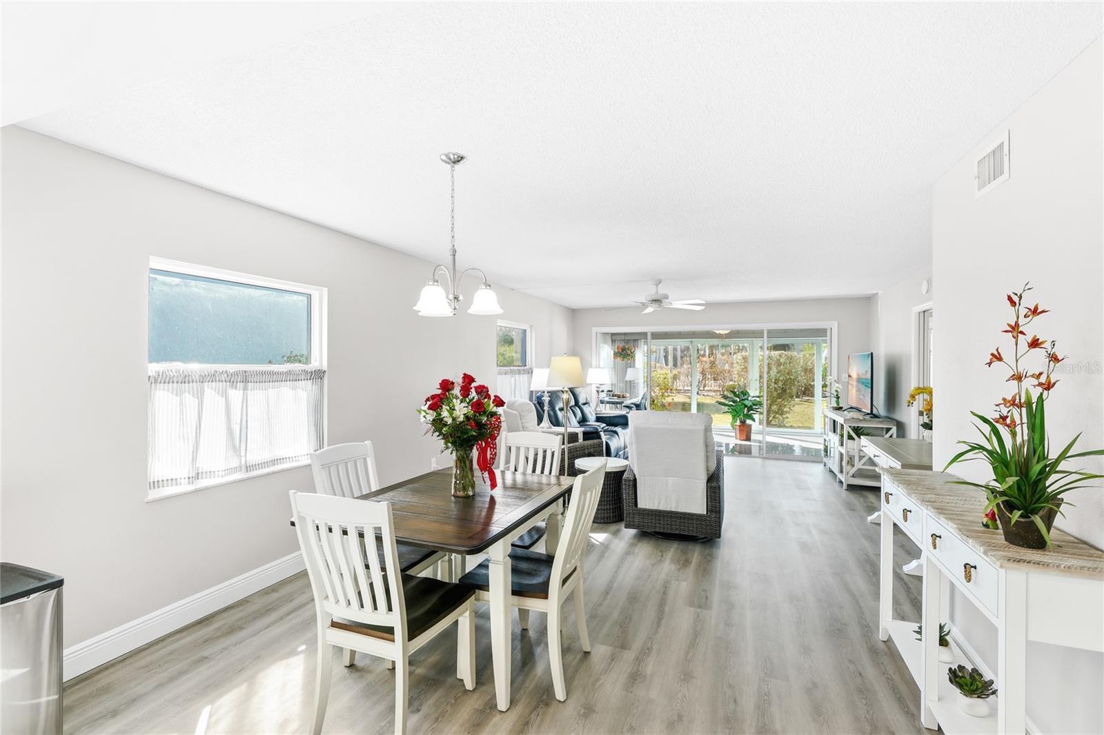 600 Manatee Avenue, FL