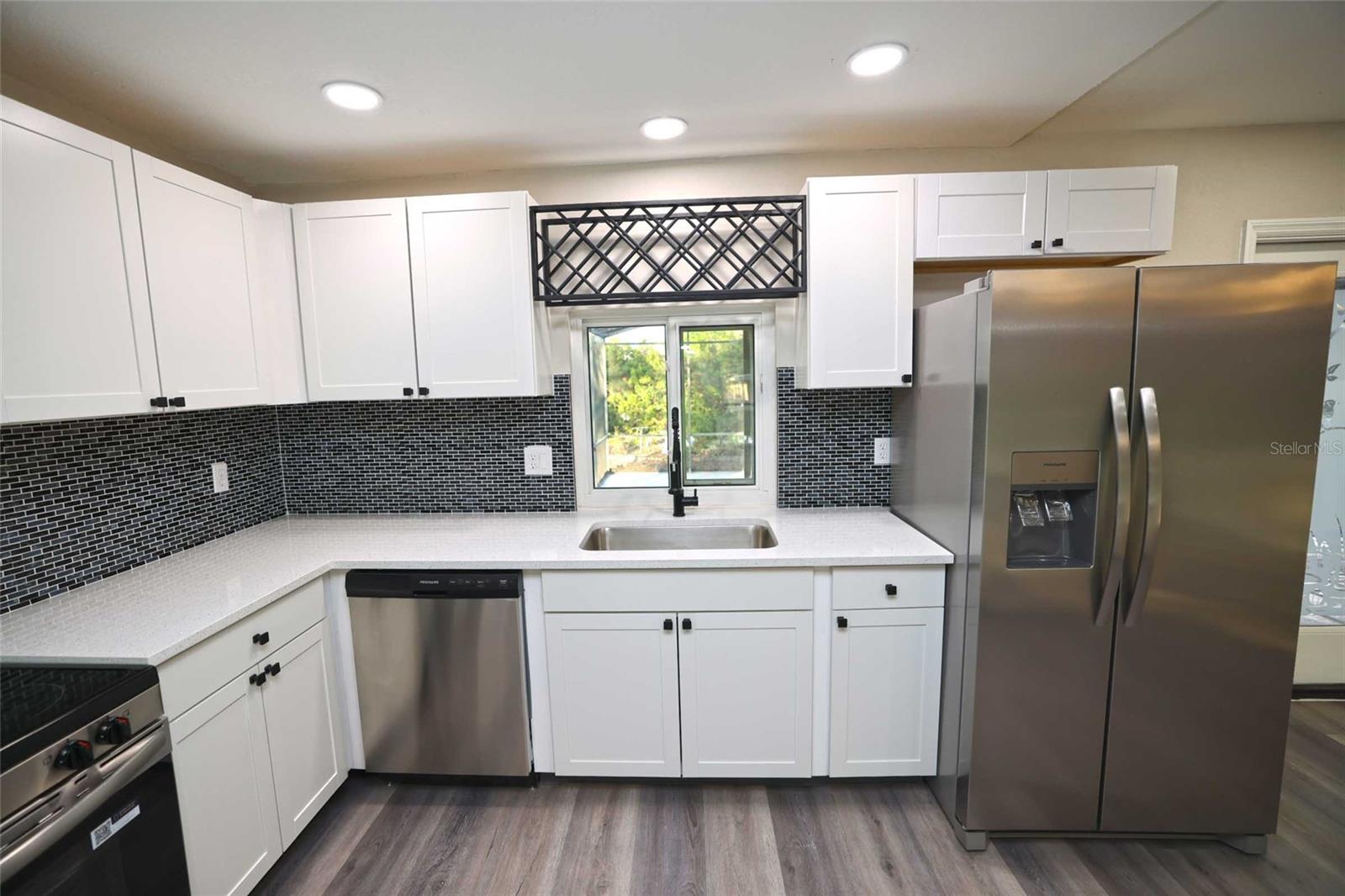 5667 Creekwood Drive, FL