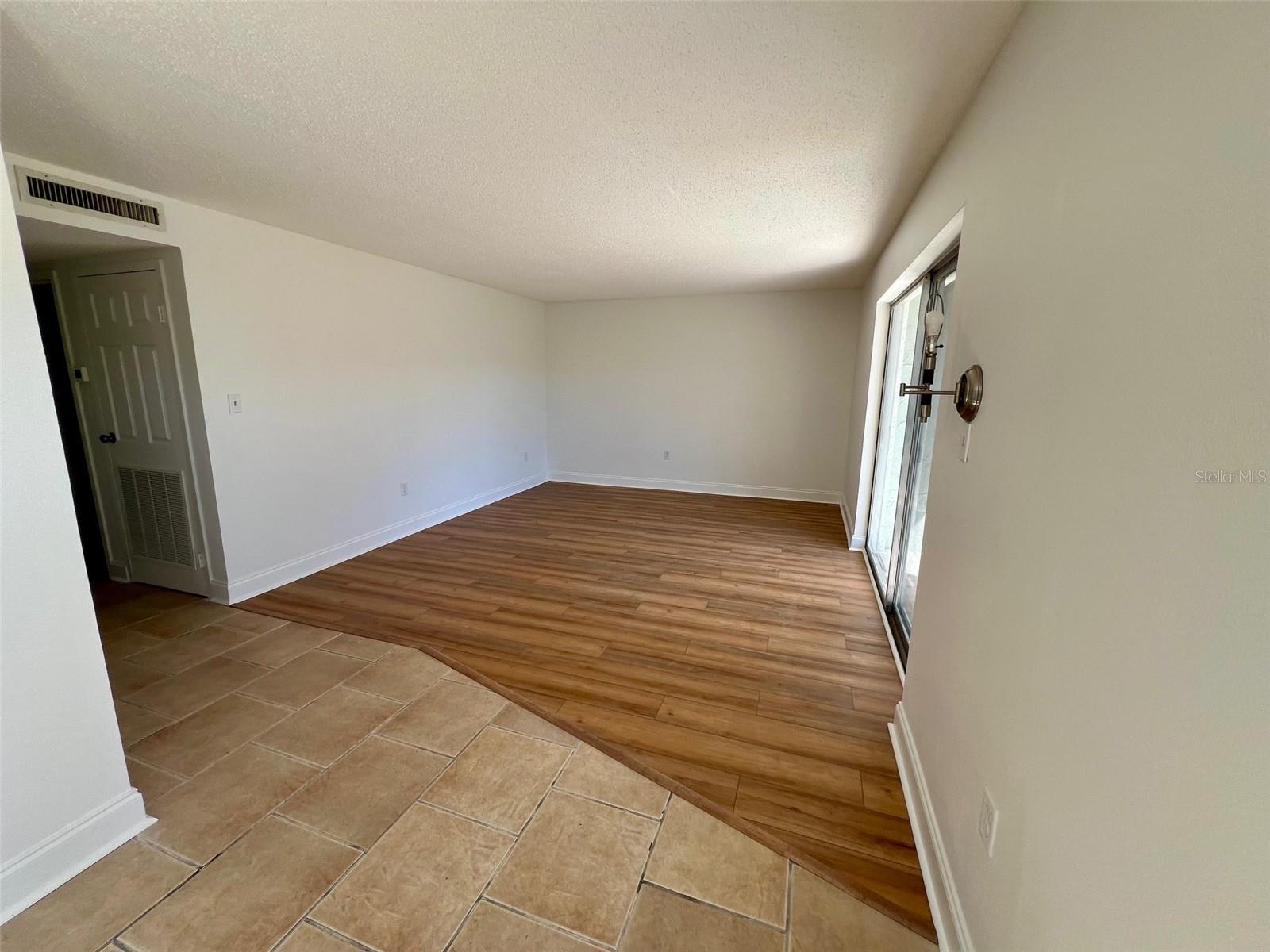 387 Mcmullen Booth Road, FL