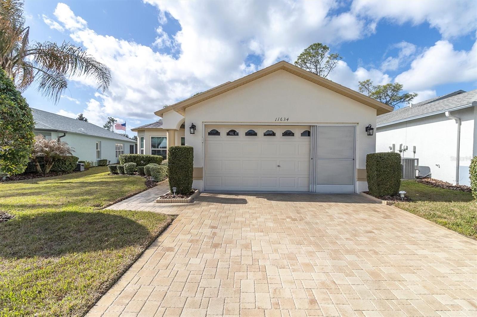 11634 Wheatfield Loop, FL