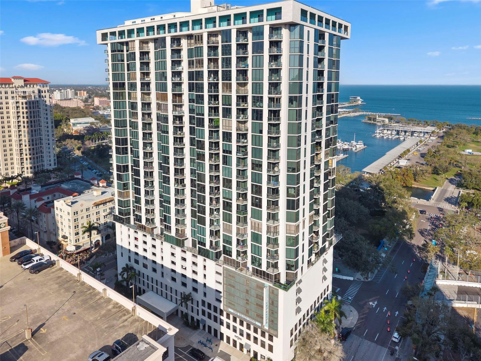 1 Beach Dr Se #1109, FL