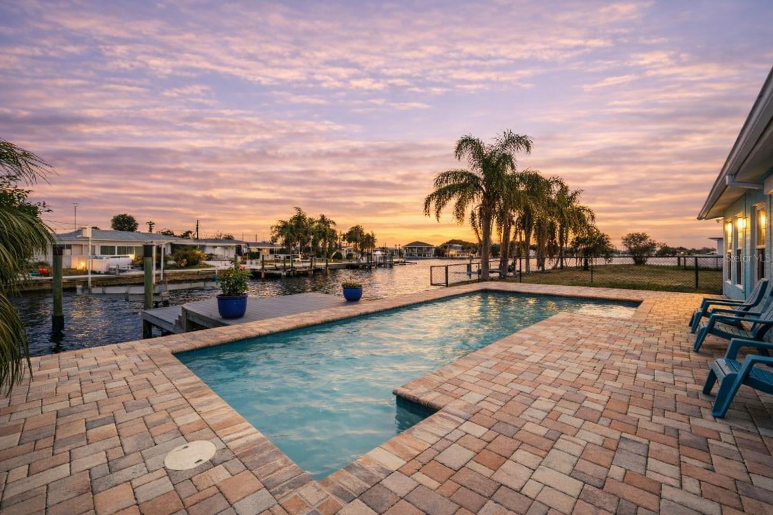 4909 Shoreview Court, FL