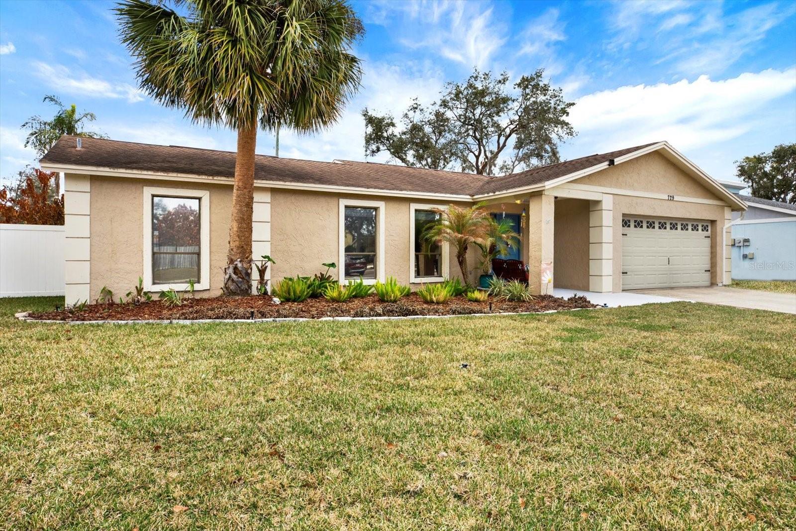 729 Sandy Creek Drive, FL