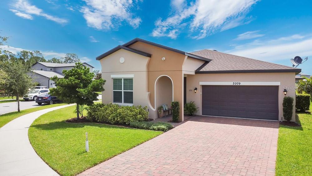 2009 Napoli Dr, FL