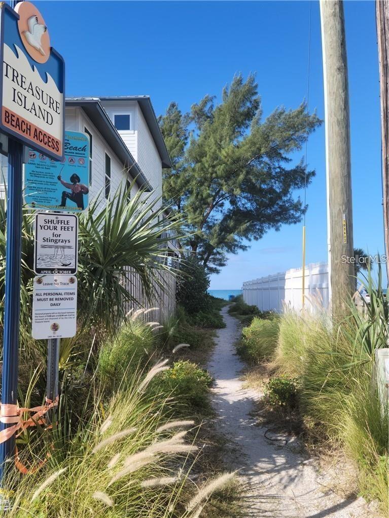 8465 Gulf Boulevard, FL